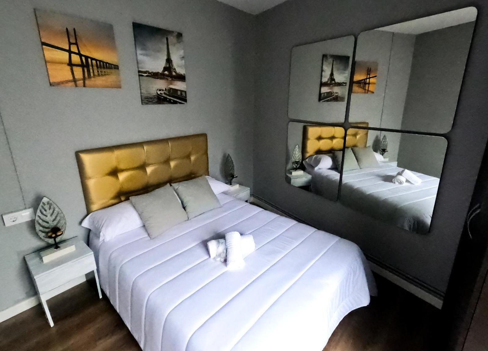 W14 Hostales Vigo Extérieur photo